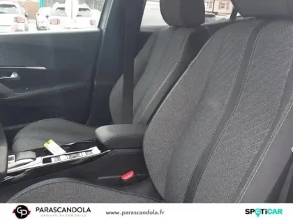 Photo 8 Peugeot 2008  1.2 Hybrid 136ch Allure e-DCS6