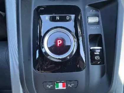 Photo 14 Alfa Romeo Tonale  1.5 Ibrida 175ch Veloce TCT