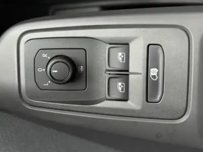 Photo 12 Volkswagen Caddy  Cargo 2.0 TDI 122ch Business DSG7