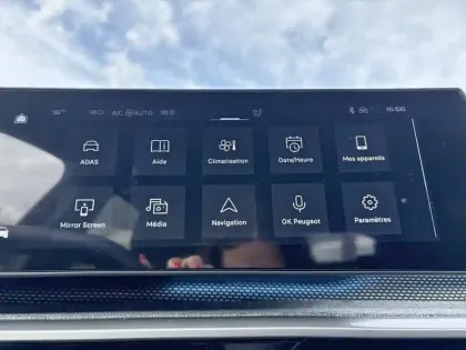 Photo 40 Peugeot 3008  Hybrid 145 e-DCS6