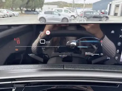 Photo 31 Peugeot 3008  Hybrid 145 e-DCS6