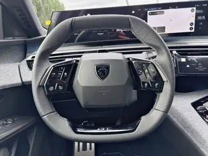 Photo 30 Peugeot 3008  Hybrid 145 e-DCS6