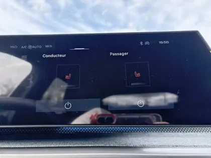 Photo 61 Peugeot 3008  Hybrid 145 e-DCS6