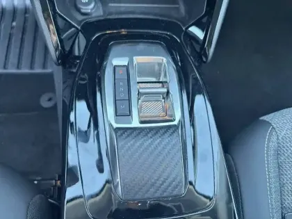 Photo 13 Peugeot 208  Hybrid 100 e-DCS6