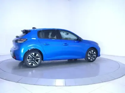 Photo 44 Peugeot 208  Hybrid 100 e-DCS6