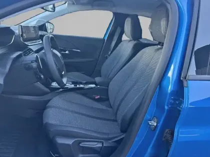 Photo 10 Peugeot 208  Hybrid 100 e-DCS6