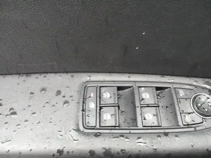 Photo 6 Renault Captur  E-Tech full hybrid 145