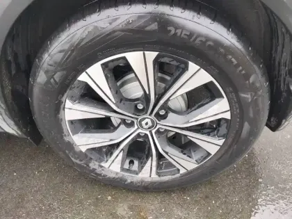 Photo 7 Renault Captur  E-Tech full hybrid 145