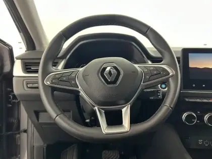 Photo 24 Renault Captur  E-Tech full hybrid 145