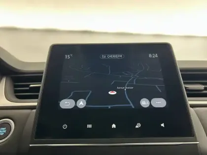 Photo 32 Renault Captur  E-Tech full hybrid 145