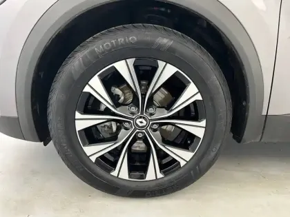 Photo 28 Renault Captur  E-Tech full hybrid 145