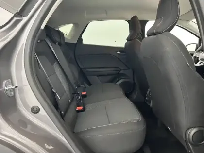 Photo 25 Renault Captur  E-Tech full hybrid 145