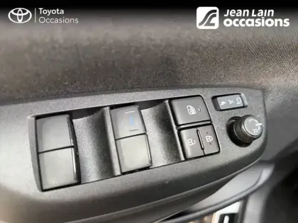 Photo 18 Toyota Yaris  Cross Hybride 116h AWD-i