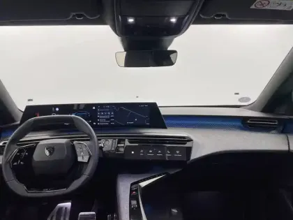 Photo 29 Peugeot 3008  Hybrid 136 e-DCS6