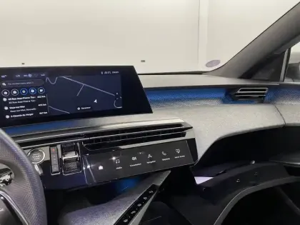 Photo 59 Peugeot 3008  Hybrid 136 e-DCS6