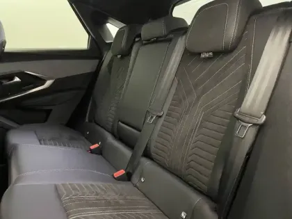 Photo 78 Peugeot 3008  Hybrid 136 e-DCS6