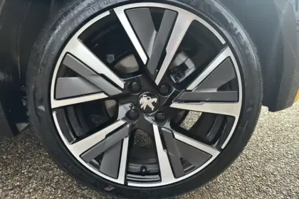 Photo 12 Peugeot 208  PureTech 100 S&S EAT8