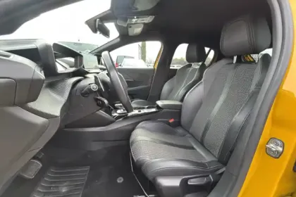 Photo 8 Peugeot 208  PureTech 100 S&S EAT8