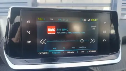 Photo 16 Peugeot 2008  Moteur électrique 136 ch