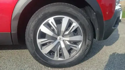 Photo 12 Peugeot 2008  Moteur électrique 136 ch