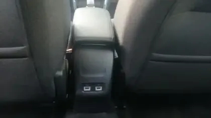 Photo 37 Peugeot 2008  Moteur électrique 136 ch