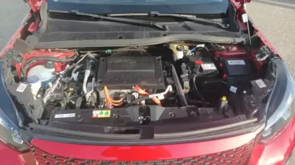 Photo 15 Peugeot 2008  Moteur électrique 136 ch