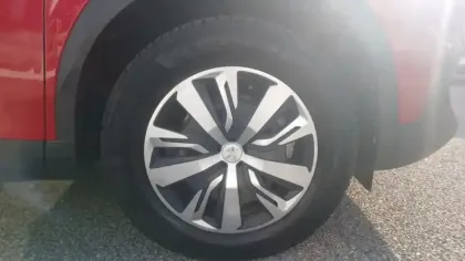 Photo 14 Peugeot 2008  Moteur électrique 136 ch