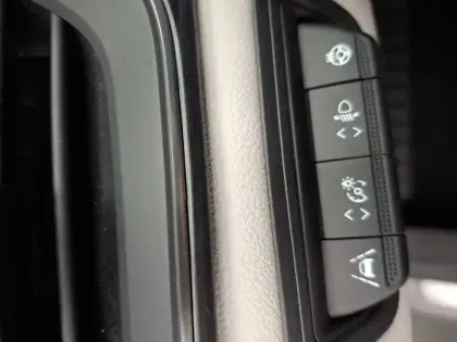 Photo 41 Renault Captur Gén. II (HJB) Ph1 NG Iconic 5