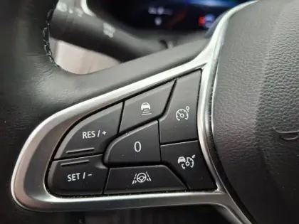 Photo 42 Renault Captur Gén. II (HJB) Ph1 NG Iconic 5