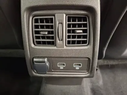 Photo 27 Renault Captur Gén. II (HJB) Ph1 NG Iconic 5