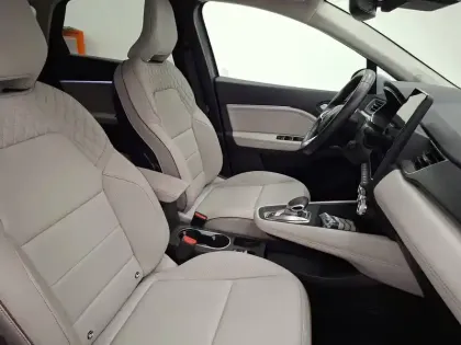 Photo 31 Renault Captur Gén. II (HJB) Ph1 NG Iconic 5