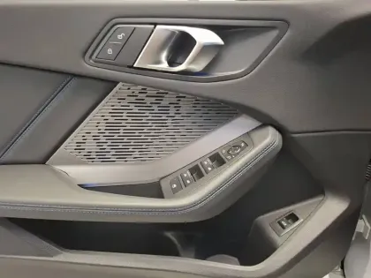 Photo 11 BMW Serie 1 120 170 ch DKG7