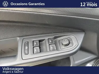 Photo 16 Volkswagen Golf  1.0 eTSI OPF 110 DSG7