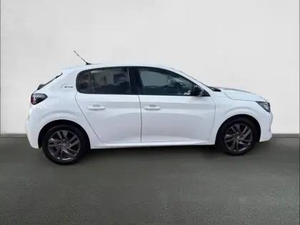 Photo 8 Peugeot 208  PureTech 100 S&S BVM6