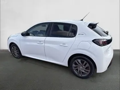 Photo 11 Peugeot 208  PureTech 100 S&S BVM6