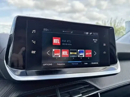 Photo 19 Peugeot 208  PureTech 100 S&S BVM6