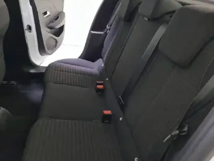 Photo 40 Peugeot 208  PureTech 100 S&S BVM6