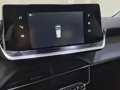 Photo 78 Peugeot 208  PureTech 100 S&S BVM6