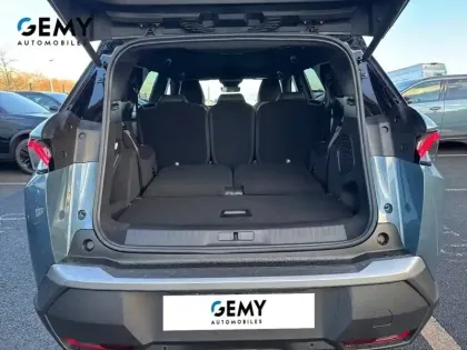 Photo 27 Peugeot 5008  Hybrid 145 ch e-DCS6