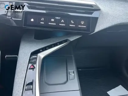 Photo 19 Peugeot 5008  Hybrid 145 ch e-DCS6