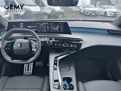 Photo 7 Peugeot 5008  Hybrid 145 ch e-DCS6