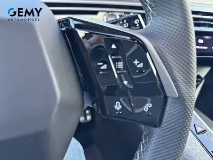 Photo 36 Peugeot 5008  Hybrid 145 ch e-DCS6