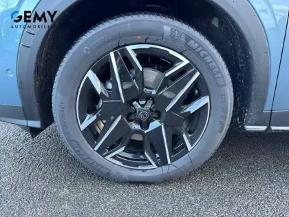 Photo 32 Peugeot 5008  Hybrid 145 ch e-DCS6