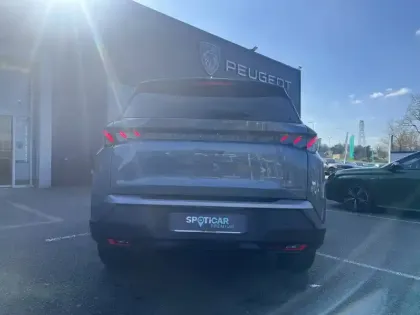 Photo 82 Peugeot 5008  Hybrid 145 ch e-DCS6