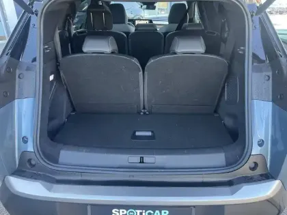 Photo 87 Peugeot 5008  Hybrid 145 ch e-DCS6