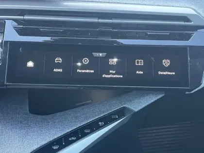 Photo 90 Peugeot 5008  Hybrid 145 ch e-DCS6