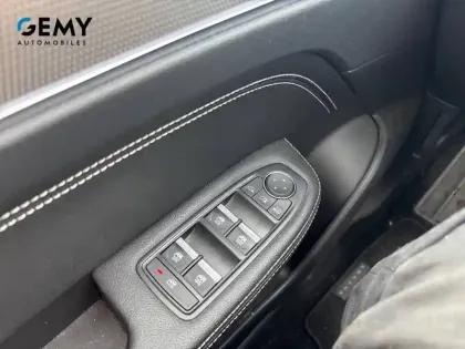 Photo 17 Renault Arkana  E-Tech 145 - 21B