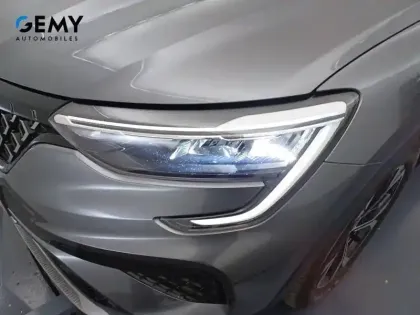 Photo 15 Renault Arkana  E-Tech full hybrid 145 GSR2