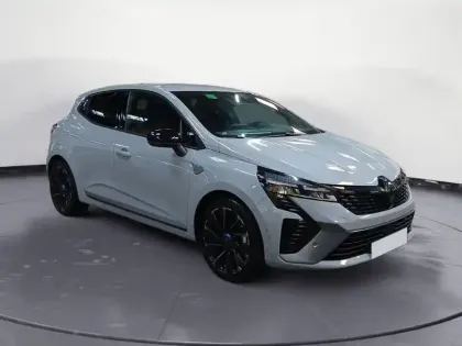 Photo 6 Renault Clio  E-Tech full hybrid 145 ch GSR2