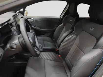 Photo 9 Renault Clio  E-Tech full hybrid 145 ch GSR2